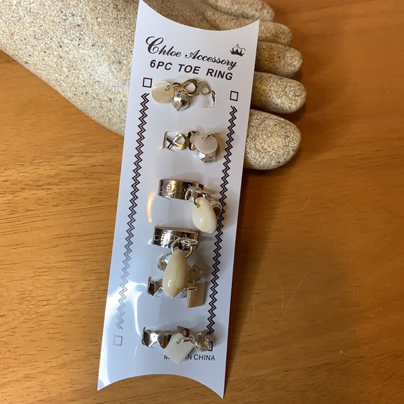 Silver 6-Piece Adjustable Sea Shell Toe Ring Set - Picture 5 of 11